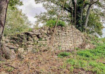 Mura Caresto
